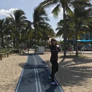 Meet your Posher, Rebecca